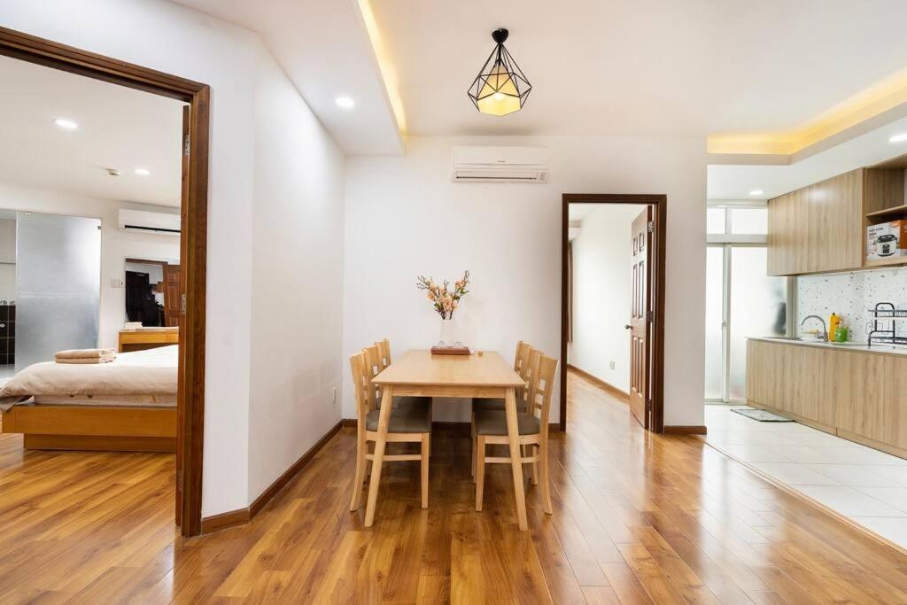 Spacious 2 Bedroom At Center/1st District Apartamento *